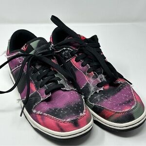 Nike Dunk Low “Graffiti Pink/ Sz 8.5/